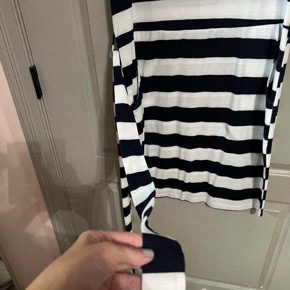 Navy and white dress with cap sleeves and pockets. - Picture 4 of 4